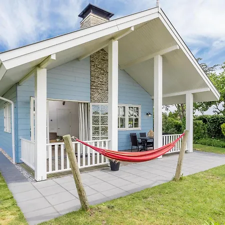 3 Bedroom Cozy In * Noordwijk