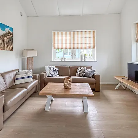 3 Bedroom Cozy In